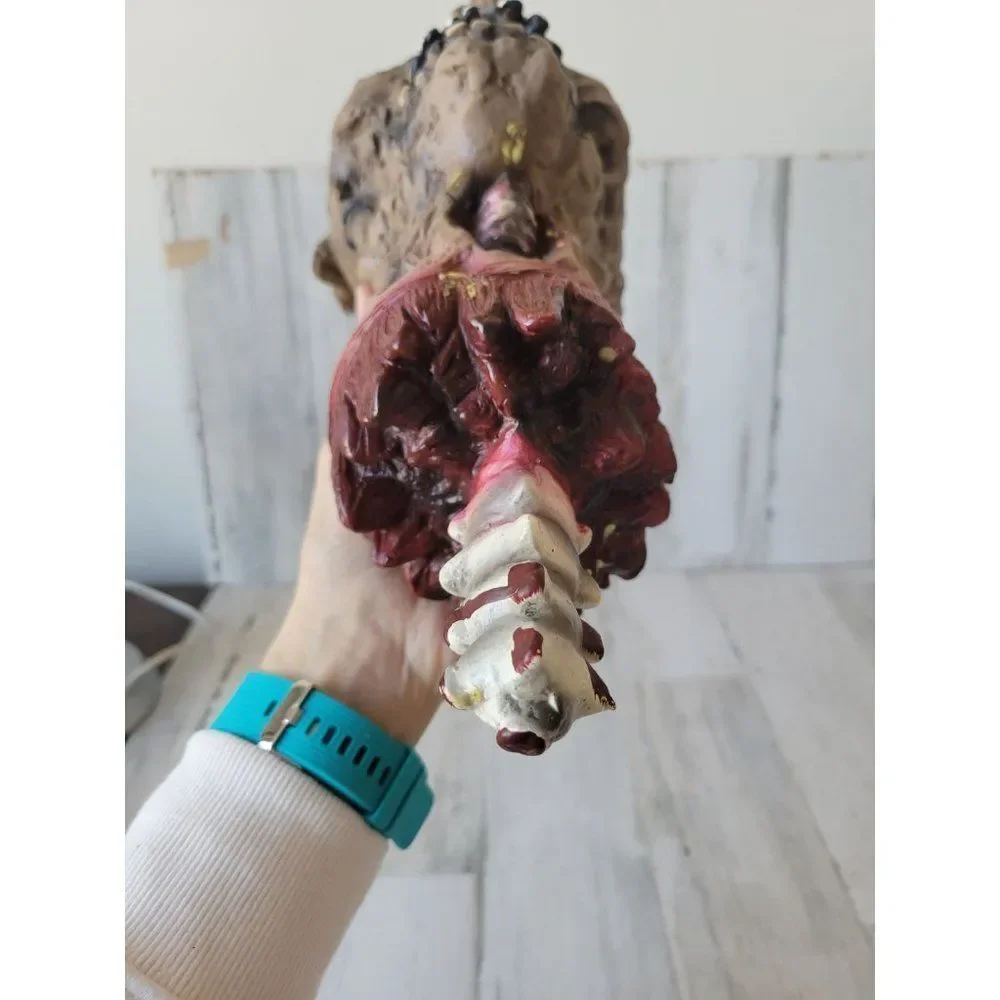 Beheaded‎ zombie head Halloween prop scary skull